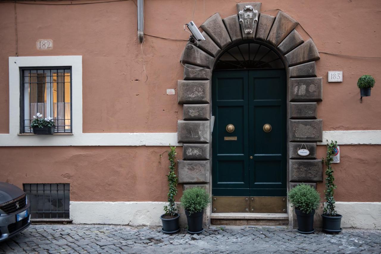 Sweet Arco Farnese Apartment Рим Екстериор снимка