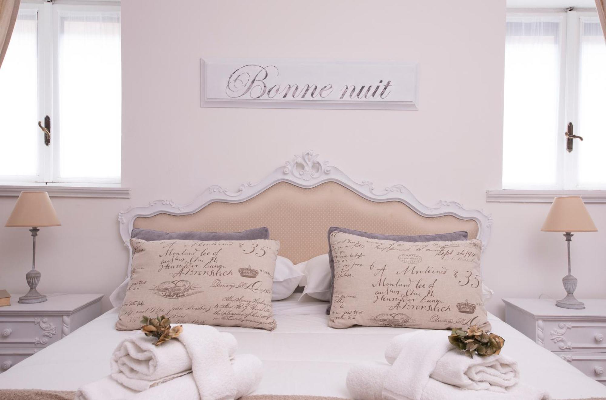Sweet Arco Farnese Apartment Рим Екстериор снимка