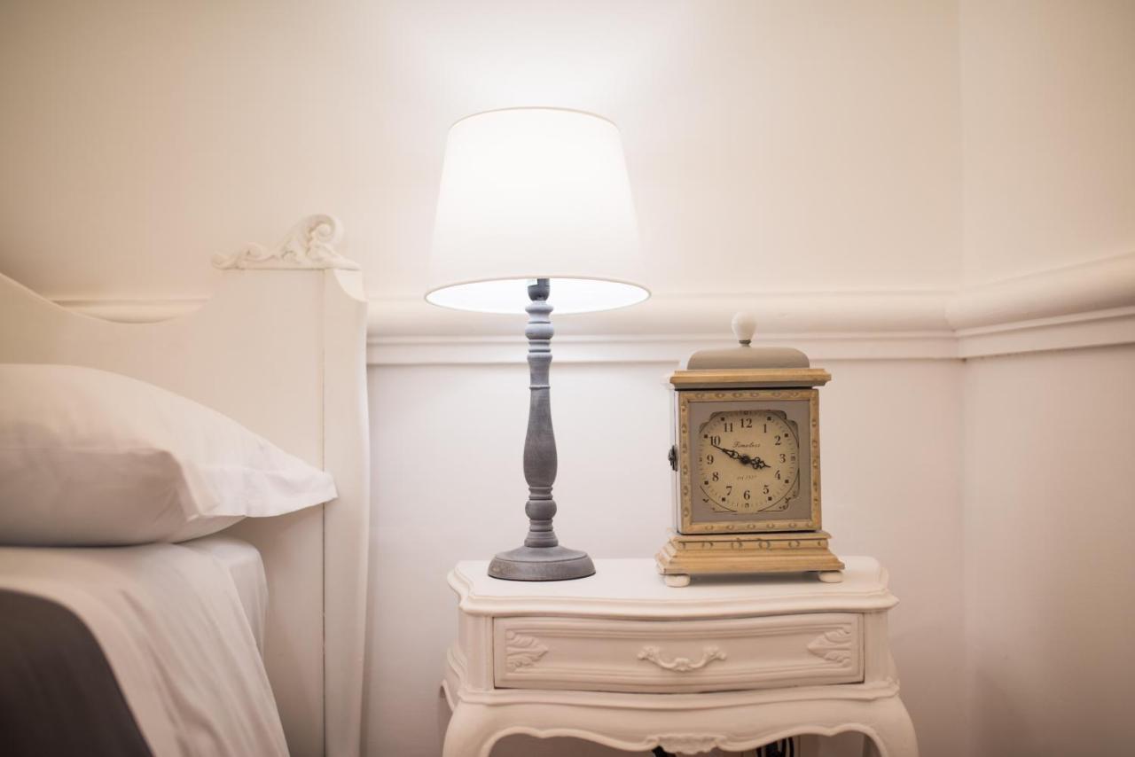 Sweet Arco Farnese Apartment Рим Екстериор снимка